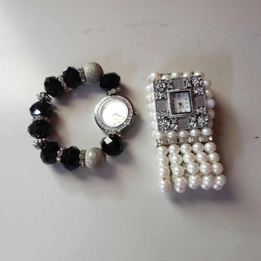 Bundle Pair Vintage Costume Jewelry Bracelet Watches